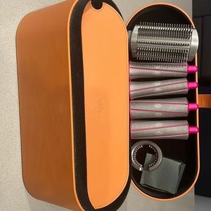 Dyson Airwrap attachments.